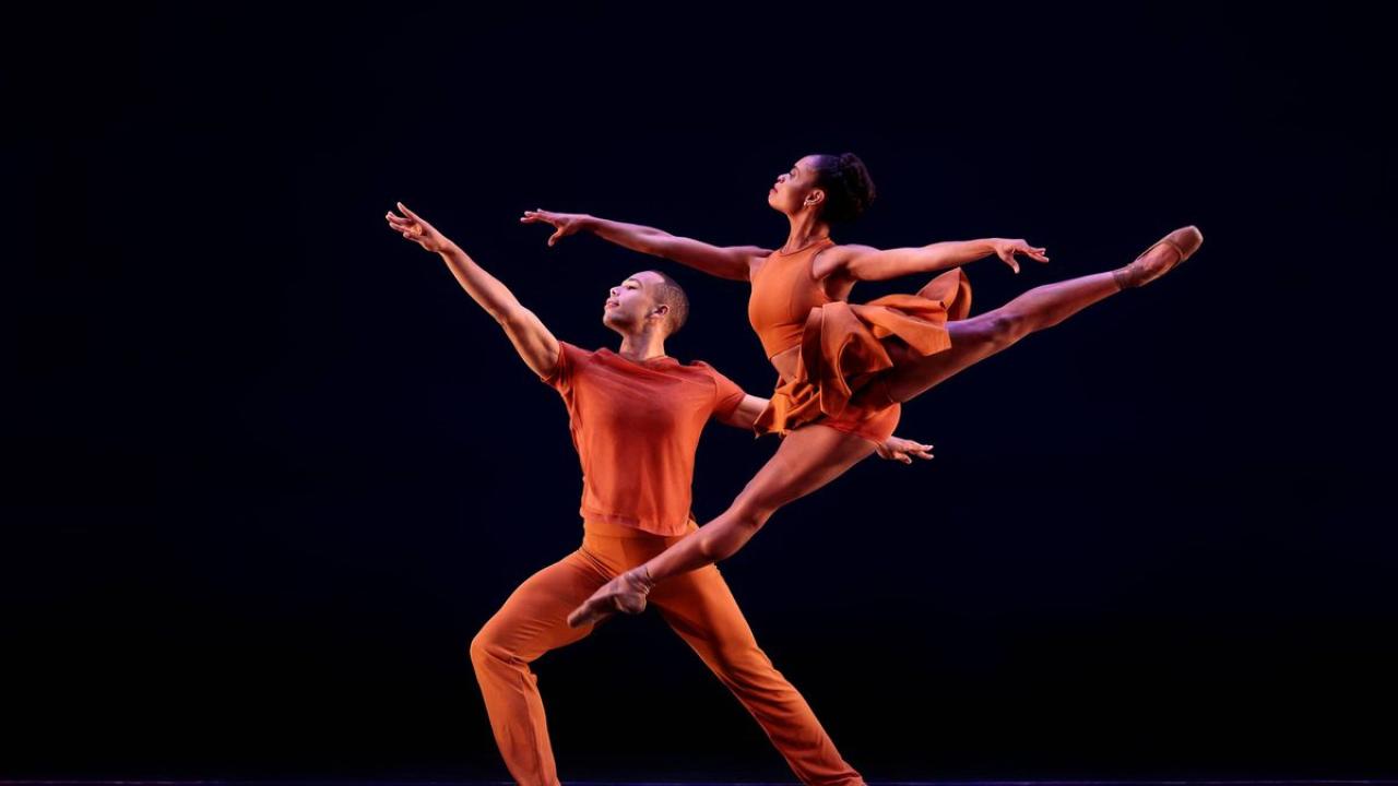 DTH_Company-Artists-Kouadio-Davis-and-Alexandra-Hutchinson-in-Higher-Ground.-Photo-by-Theik-Smith-scaled